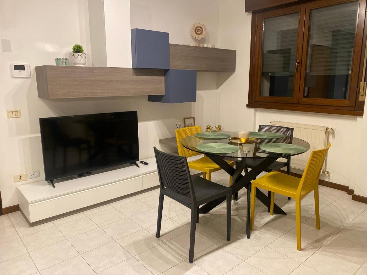 Il Principio - Zona Fiera E Policlinico Apartment Pordenone Luaran gambar